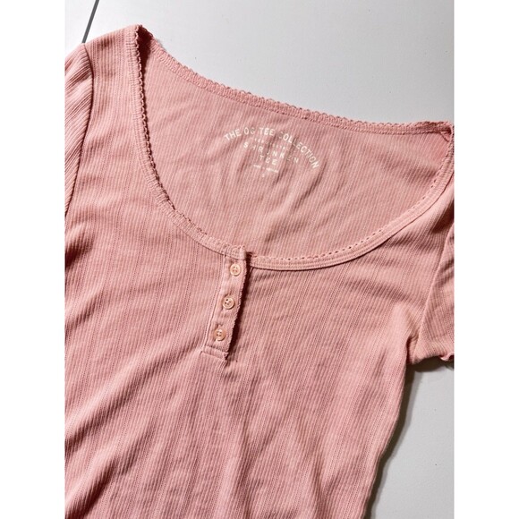 Aeropostale Women's Green Short Sleeve  Cropped Henley T Shirt w/buttons  Sz S - Picture 2 of 9